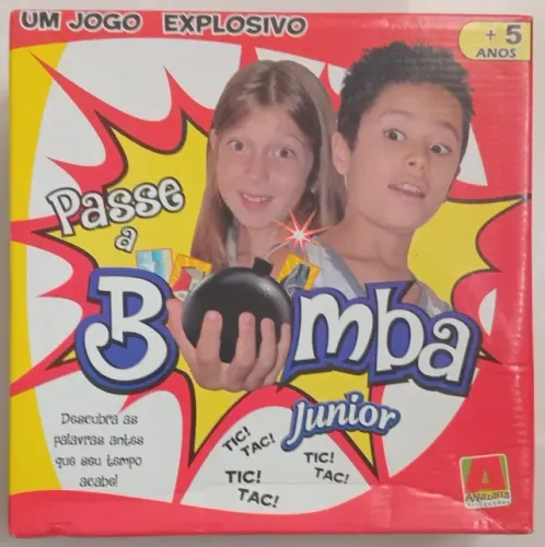 Jogo Passe a Bomba Junior com a caixa - cartas, apito e bomba que NÃO funciona