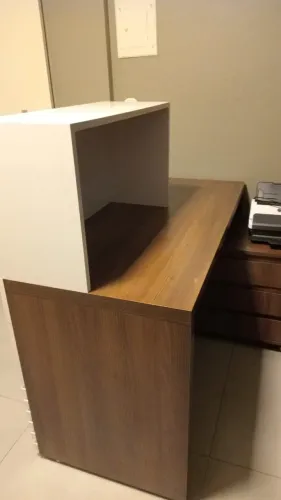 Balcão de Atendimento com Gaveteiro