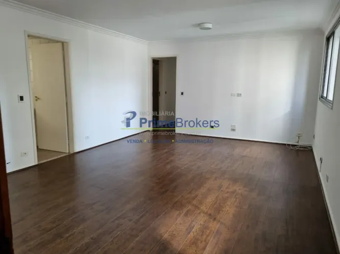 Apartamento para locaço em Moema