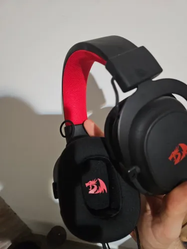 Headset redragon hero 