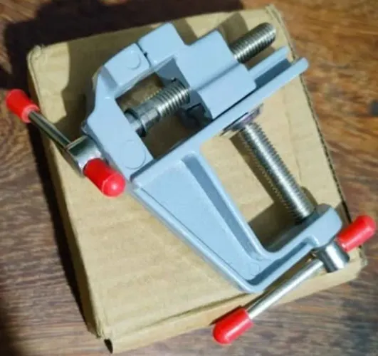 Mini Torno Morsa Profissional De Mesa Bancada