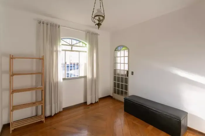 Imóvel para aluguel com 3 quartos em Ipiranga - Belo Horizonte - MG