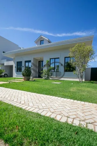 Casa à venda 4 Quartos, 3 Vagas, 720M², Jardim Itália, Cuiabá - MT | Condomínio Horizontal