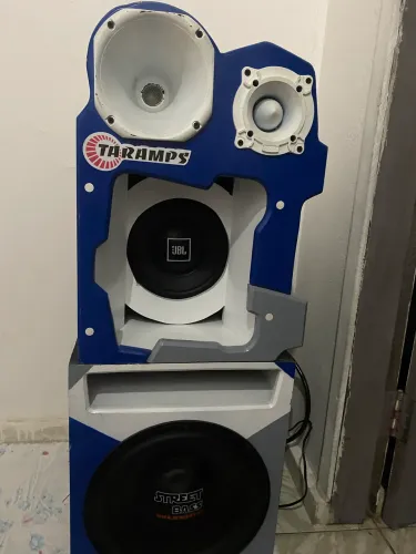 Caixote de 8 e médio de 12 