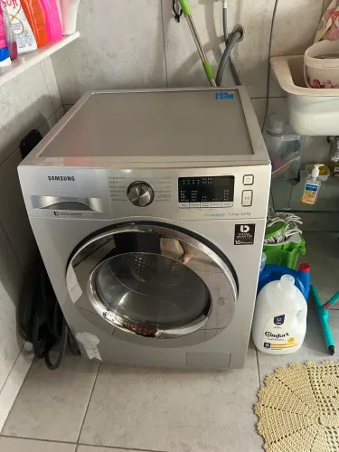 Maquina de lavar lava e seca Samsung