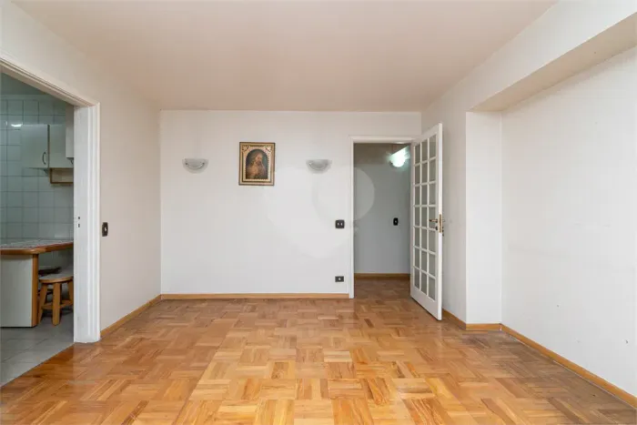 Apartamento com 2 quartos à venda em Cerqueira césar - SP