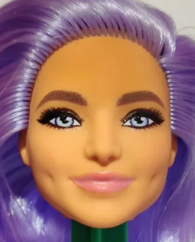 Cabeça Barbie Fashionista 157