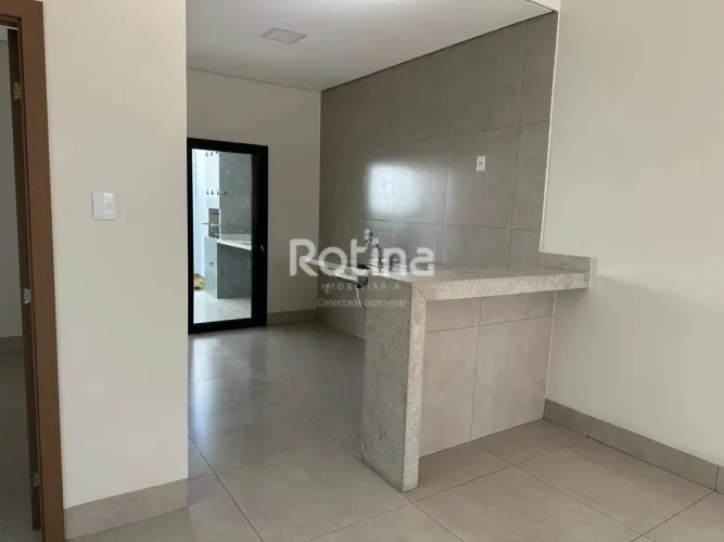Casa à venda, 3 quartos, Novo Mundo - Uberlândia/MG - Rotina Imobiliária