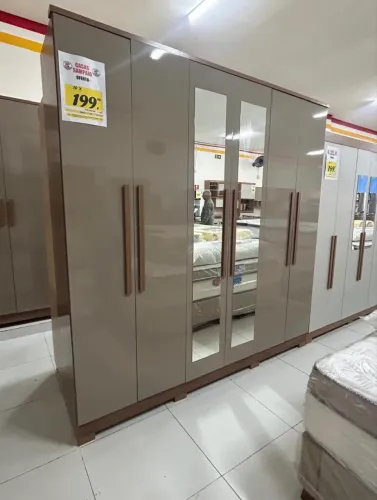 Guarda roupa casal