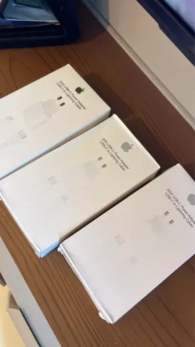 ?CARREGADOR DE IPHONE?