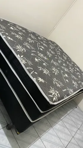 CAMA QUEEN SEMINOVA