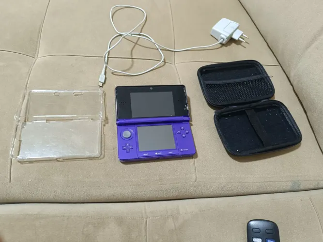 Nintendo 3Ds para troca de peças (com defeito) (ler a descrição)
