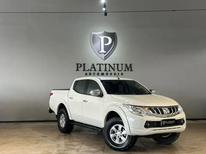 Mitsubishi TRITON HPE 2.4 CD 4X4 TB Diesel Aut. 2021