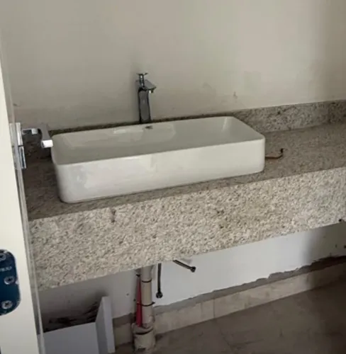 Cuba de banheiro NOVA, fechada na caixa!
