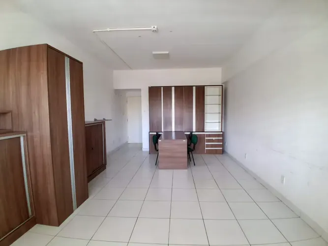 SALA COMERCIAL À VENDA/LOCAÇÃO ELIZA MIRANDA MALL em Japiim - Manaus - AM