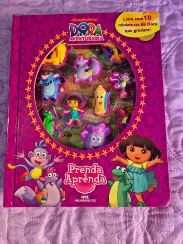 Livro Dora Aventureira