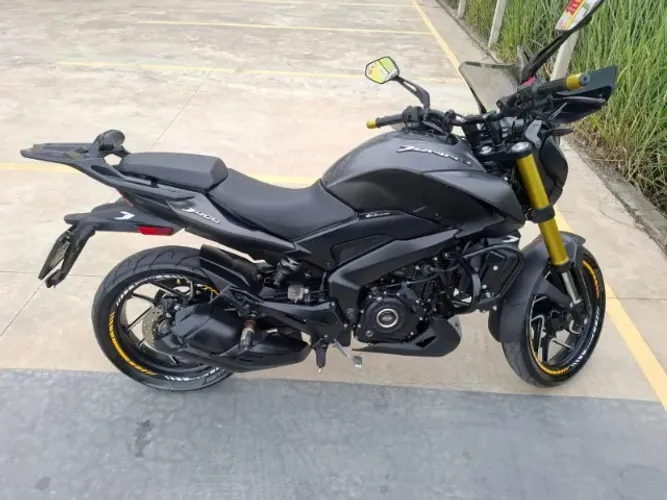 Bajaj Dominar 400 /  2024 Preta Segundo Dono