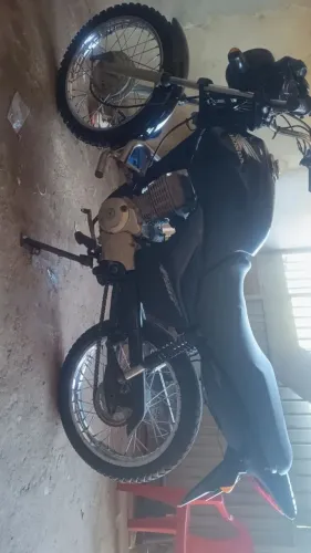 Moto com fan 125  partida elétrica 