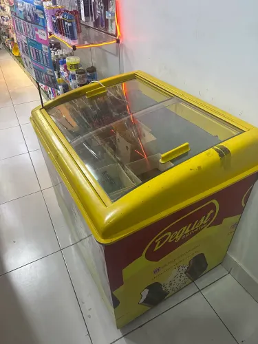 Freezer e expositor horizontal