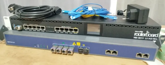 OLT Epon e Micro Tik RB 3011