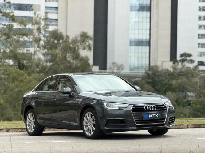Audi A4 Attraction 2.0 TFSI 190cv S Tronic 2018