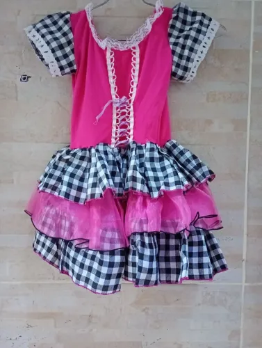 Vestido Infantil Festa Junina Caipira Rosa e Xadrez - Saia Armada