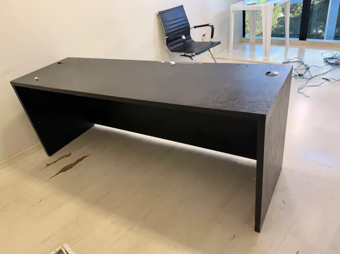 Mesa de escritório e armário Arquivo de escritório