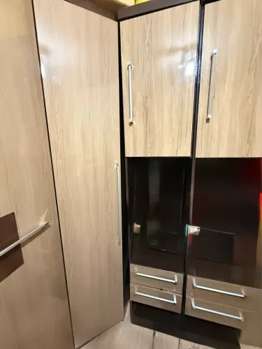 Guarda-roupa modulado em mdf HEIN