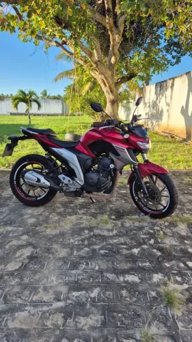 Fazer 250/FZ25 Ano: 2021. Único dono