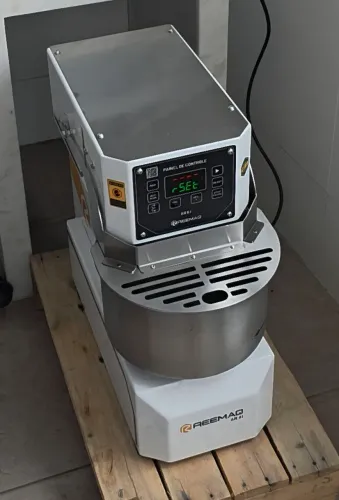 Amassadeira Espiral Reemaq AR6i 6kg 220V Pouquíssimo Uso