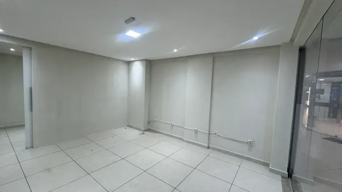 Alugo Ponto Comercial com 19 metros quadrados em Tambaú - João Pessoa - PB