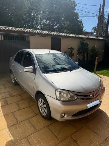Toyota Etios X Sedan 1.5 Flex 16V 4P Mec. 2014
