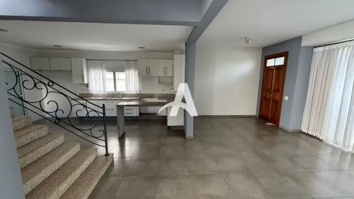 Aluguel Casa em condomínio NOVA UBERLANDIA