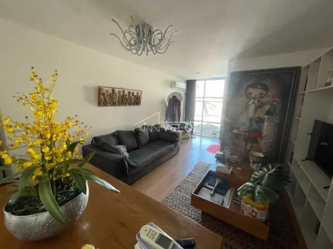 Apartamento - / Residencial / Centro