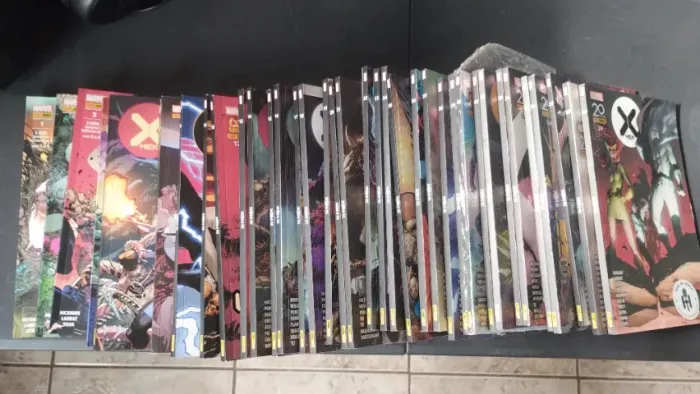 Quadrinho X-men - mensais vol 1 ao 39 (fase Hickman, nova Krakoa)