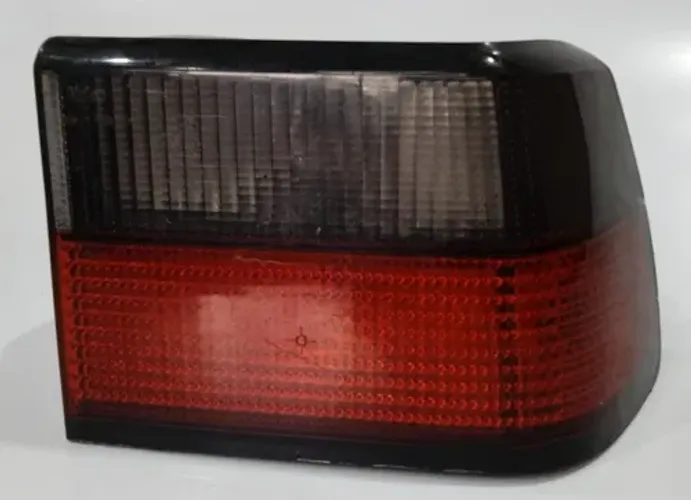 Lanterna Direita Xantia 1994 - 2001 Direito/passageiro Vermelho E Cristal