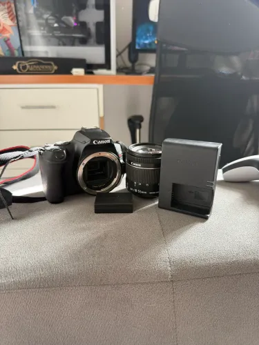 Canon SL3 Completa
