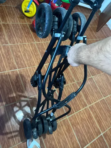 Carrinho de passeio galzerano