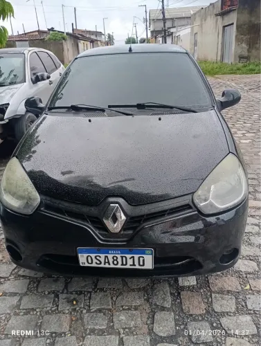 Carro de aluguel com promessa de compra