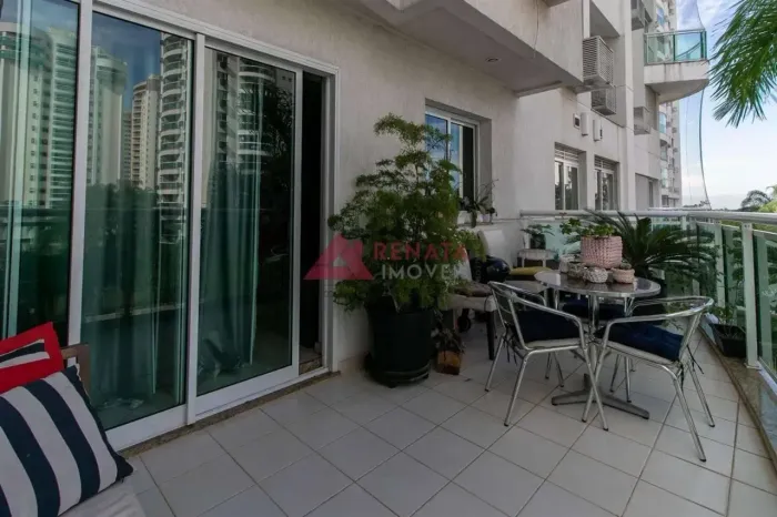Imóvel à venda com 3 quartos na Barra da Tijuca/RJ