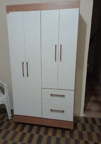 GUARDA ROUPA