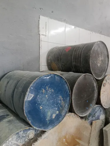 Tambores 200 litros de ferro, usados!