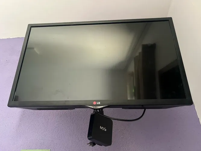 TV LG 32 POLEGADAS EM ÓTIMO ESTADO!