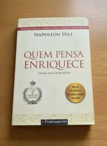 Livro Quem pensa enriquece
