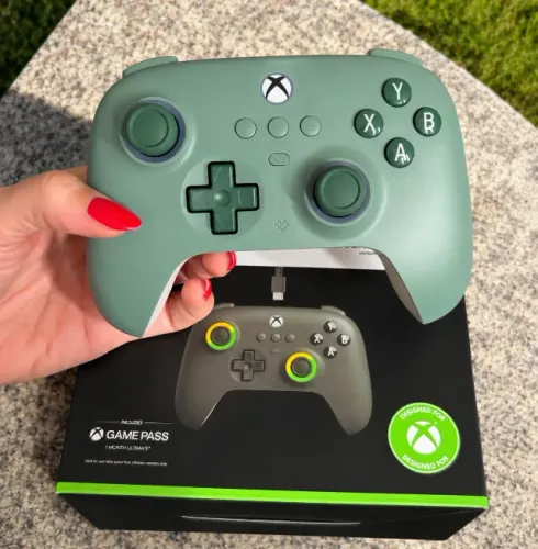 1 MÊS GRÁTIS ULTIMATE XBOX GAMEPASS E PC - CONTROLE HALL EFFECT ANTI-DRIFT COM RGB