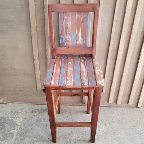 Banqueta Alta Com Encosto Anah Com Patina