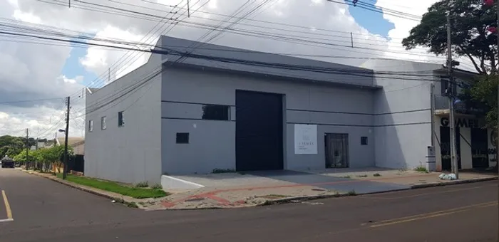 Barracão comercial de esquina, Rua Allan Kardec Parque Avenida, R$ 1.600.000,00