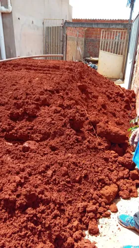 Terra para Aterro e Grama