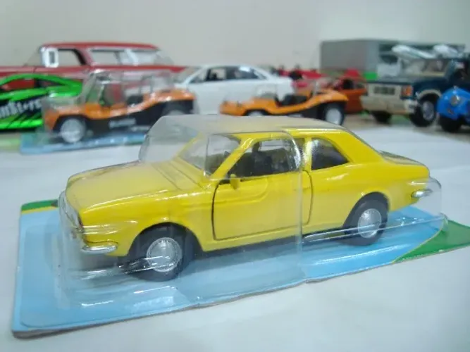 Miniatura Ford Corcel I 1/32 Carros Do Brasil Lacrado Ixo