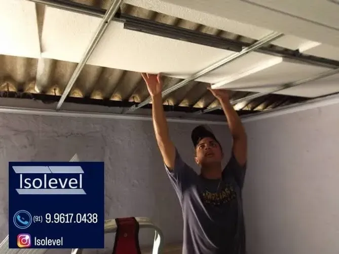 Folha de EPS dentro do PVC para isolamento do calor